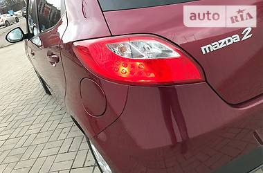 Хэтчбек Mazda 2 2011 в Днепре