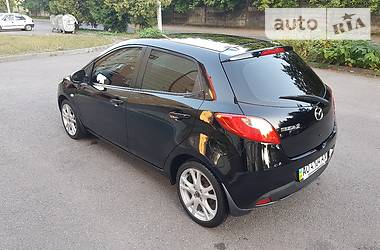  Mazda 2 2010 в Мукачево