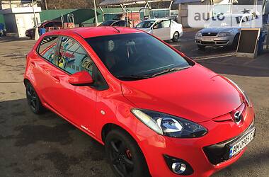 Седан Mazda 2 2012 в Києві