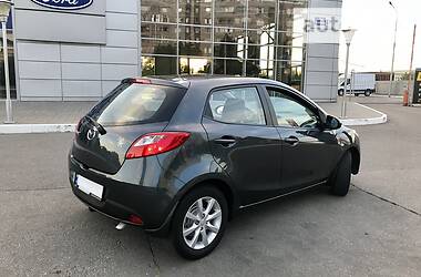 Хэтчбек Mazda 2 2010 в Кременчуге