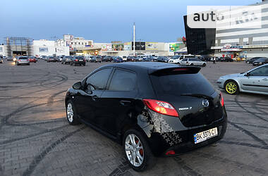 Хэтчбек Mazda 2 2008 в Житомире