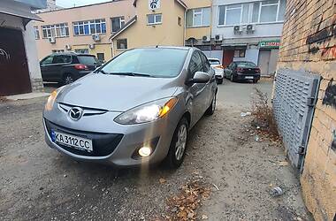 Хэтчбек Mazda 2 2013 в Киеве