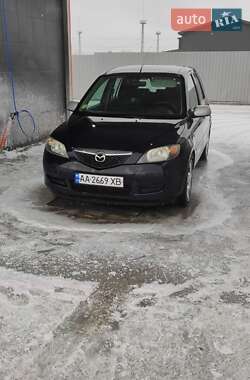 Хэтчбек Mazda 2 2004 в Киеве