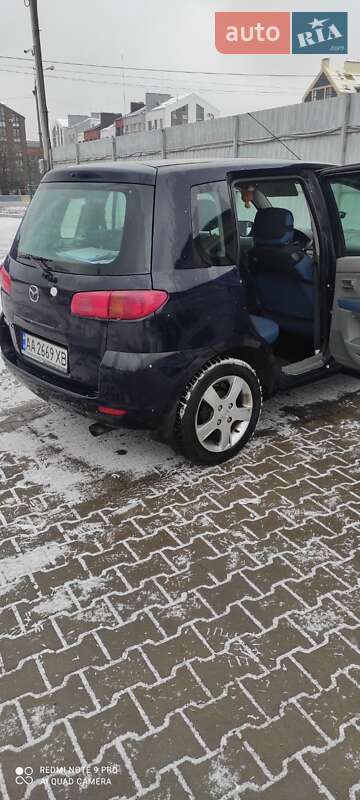 Хэтчбек Mazda 2 2004 в Киеве