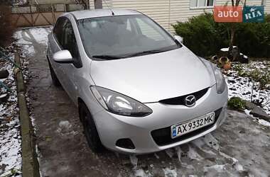 Хэтчбек Mazda 2 2010 в Сахновщине