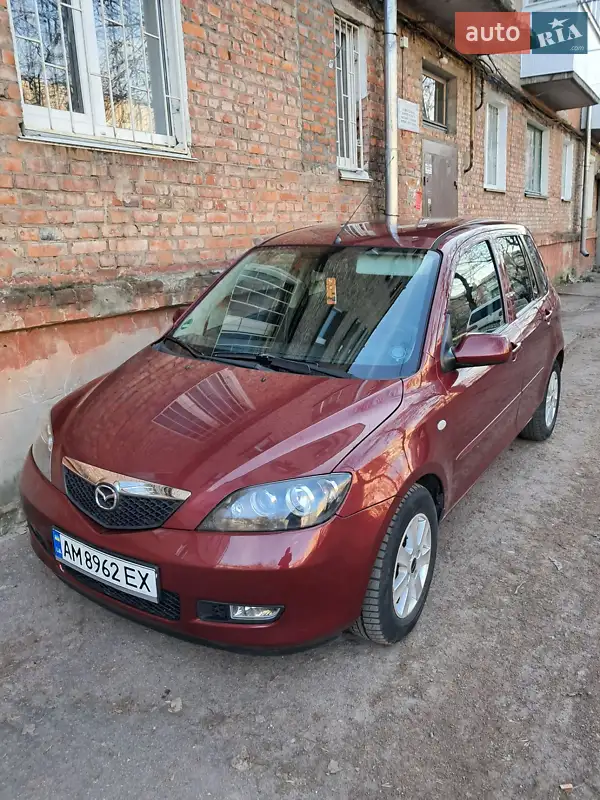 Mazda 2 2007