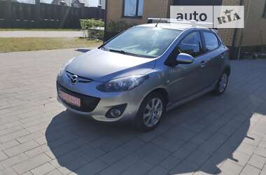 Хетчбек Mazda 2 2012 в Луцьку