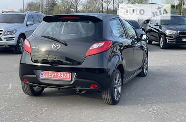 Хэтчбек Mazda 2 2010 в Киеве