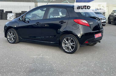 Хэтчбек Mazda 2 2010 в Киеве