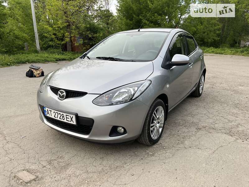 Хетчбек Mazda 2 2009 в Калуші