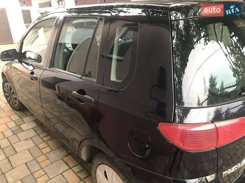 Хетчбек Mazda 2 2004 в Сваляві