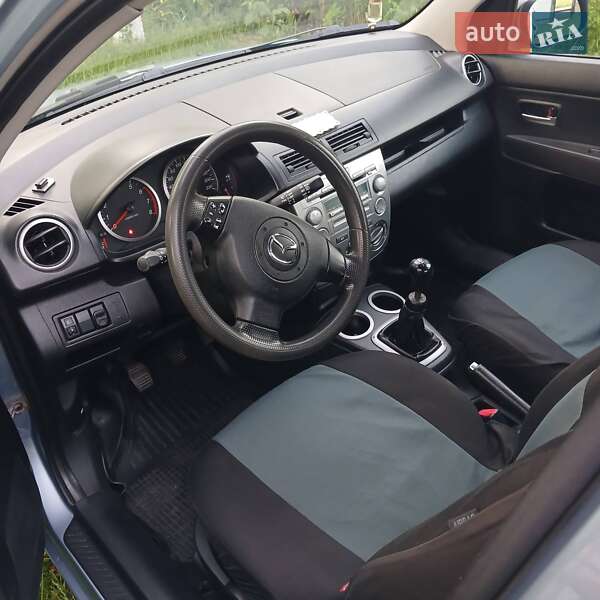 Хэтчбек Mazda 2 2006 в Ровно фото 3 Хэтчбек Mazda 2 2006 в Ровно