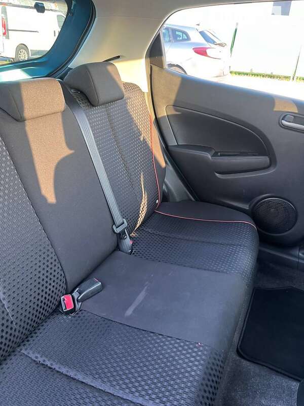 Хэтчбек Mazda 2 2011 в Ровно фото 22 Хэтчбек Mazda 2 2011 в Ровно