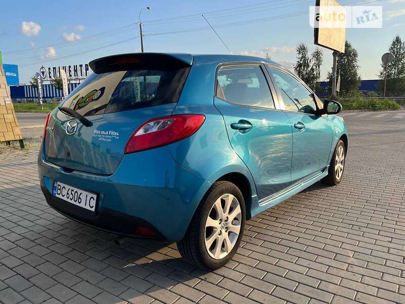 Хэтчбек Mazda 2 2011 в Ровно фото 5 Хэтчбек Mazda 2 2011 в Ровно