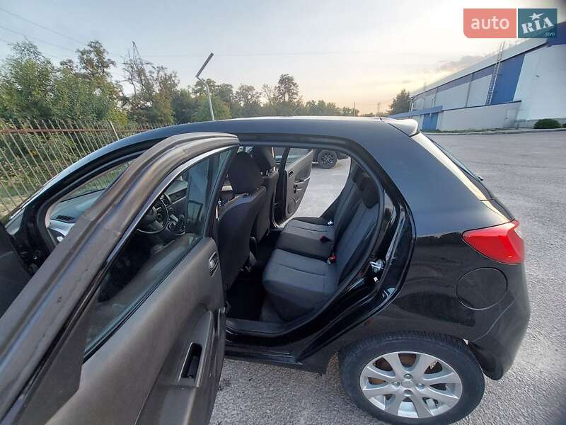 Хэтчбек Mazda 2 2007 в Днепре