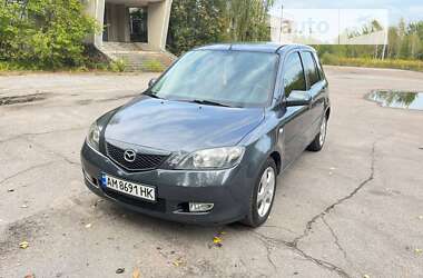 Хэтчбек Mazda 2 2004 в Житомире