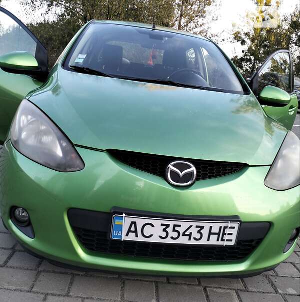 Хетчбек Mazda 2 2008 в Луцьку