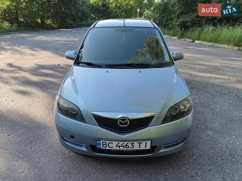Хэтчбек Mazda 2 2007 в Рава-Русской