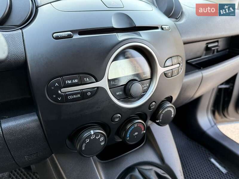 Хэтчбек Mazda 2 2008 в Днепре фото 9 Хэтчбек Mazda 2 2008 в Днепре