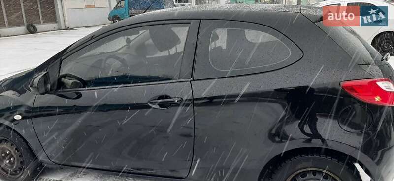 Хэтчбек Mazda 2 2009 в Днепре