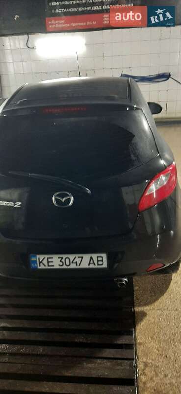 Хэтчбек Mazda 2 2009 в Днепре