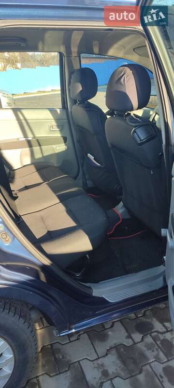 Хэтчбек Mazda 2 2004 в Луцке