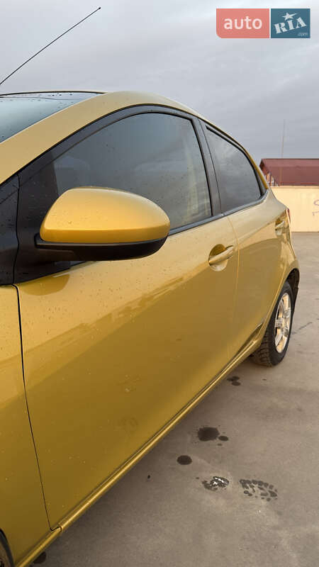 Хетчбек Mazda 2 2008 в Мукачевому