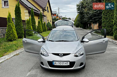 Хэтчбек Mazda 2 2009 в Киеве