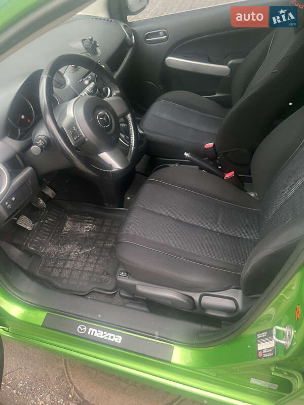 Хэтчбек Mazda 2 2009 в Белой Церкви