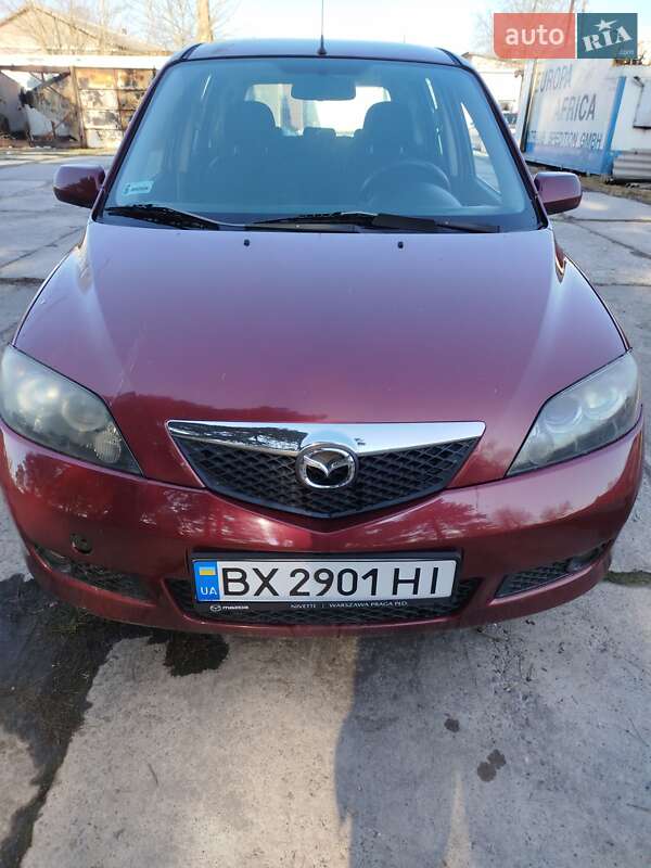 Mazda 2 2005