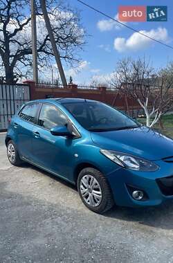 Хэтчбек Mazda 2 2012 в Запорожье