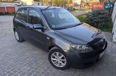 Хэтчбек Mazda 2 2007 в 