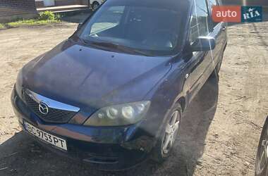 Хэтчбек Mazda 2 2006 в 