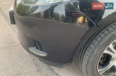 Хэтчбек Mazda 2 2008 в 