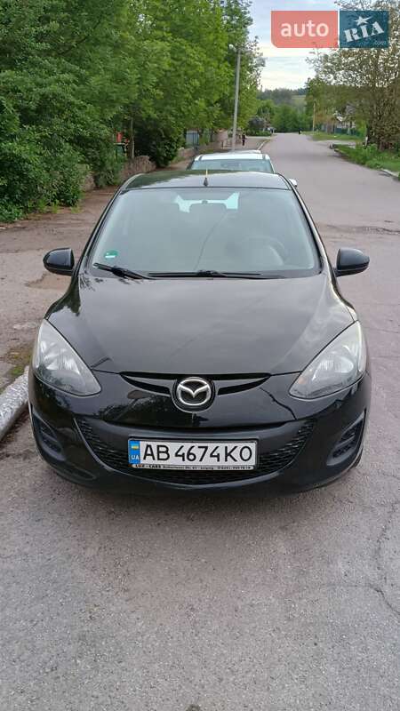Хетчбек Mazda 2 2011 в Вінниці