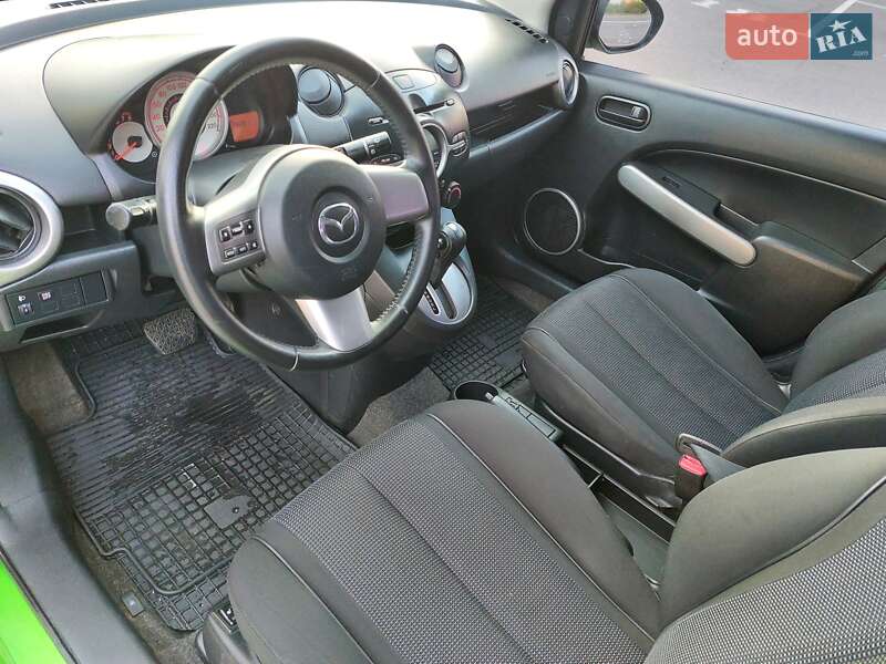 Хетчбек Mazda 2 2009 в Києві