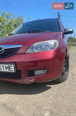 Хетчбек Mazda 2 2004 в 