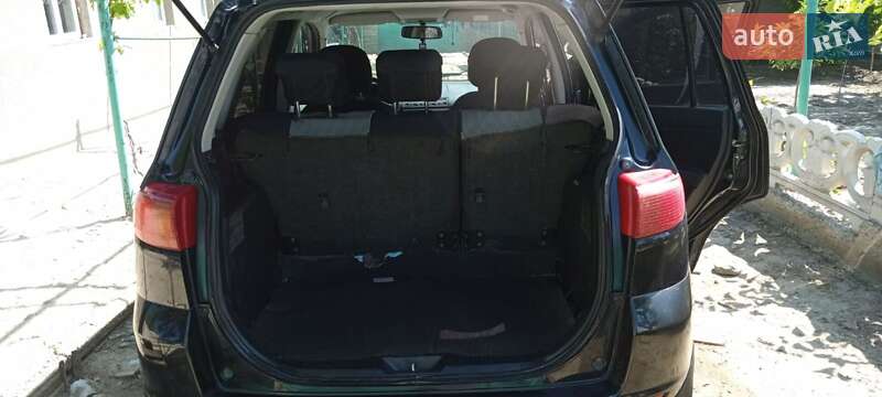 Хетчбек Mazda 2 2006 в Тарутиному