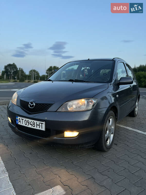 Хетчбек Mazda 2 2004 в Надвірній