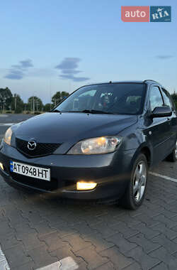 Хэтчбек Mazda 2 2004 в 
