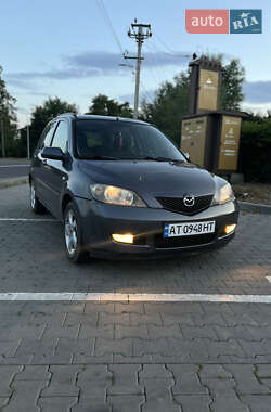 Хэтчбек Mazda 2 2004 в 