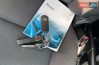 Хэтчбек Mazda 2 2007 в 