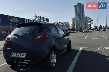 Хетчбек Mazda 2 2008 в 