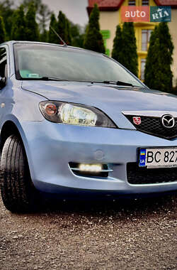 Хэтчбек Mazda 2 2005 в 