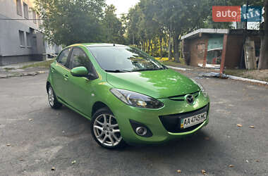 Хетчбек Mazda 2 2011 в Києві