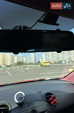 Хэтчбек Mazda 2 2008 в 