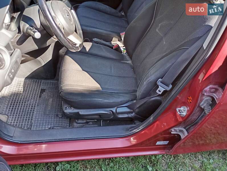 Хэтчбек Mazda 2 2008 в Львове