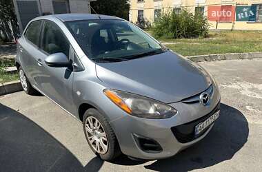 Хэтчбек Mazda 2 2012 в Киеве