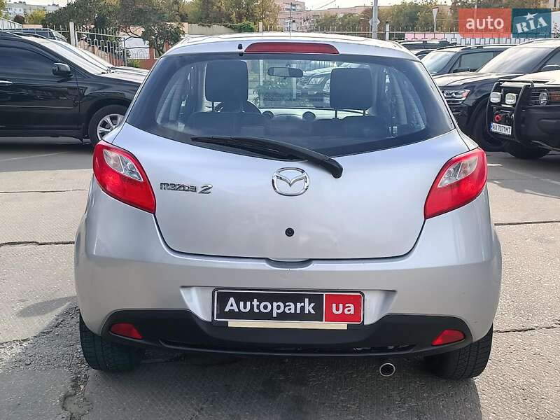 Хэтчбек Mazda 2 2007 в Харькове
