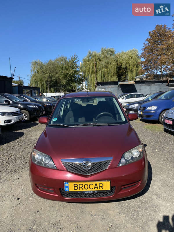 Хэтчбек Mazda 2 2007 в Луцке